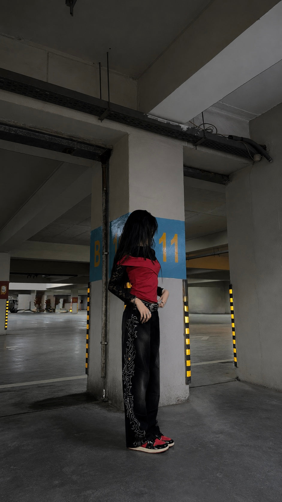 Noir Crystal Baggy Jeans